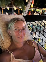 Volunteering for yoga lessons in Indonesia?