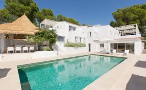 Nuestras villas están ubicadas en los lugares más espectaculares de la isla; Luxury Villa Rental Ibiza Villas Ibiza Vip Experience