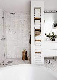 Un large choix de dimensions, styles, couleurs, matières. Tendances Deco 2018 Pinterest Idee Salle De Bain Amenagement Salle De Bain Douches Ouvertes