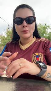 ✨ “Un recordatorio con amor:, Lo barato puede salir caro. 💔, Mi clienta  buscó un descuento en otro lugar y ahora, en lugar de lucir unas cejas  perfectas, necesita sesiones de remoción láser 😢., Tu ...