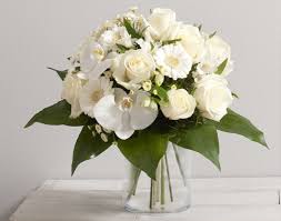 Nous vendons des fleurs pour toutes les occasions: Idee De Fleurs Pour Mariage Adonis Bouquet Rond De Fleurs Variees Avec Roses Et Orchidee Fleurs Blanches Mariage Bouquet Mariee Orchidee Bouquet Mariee Blanc