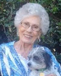 Evelyn Sams's Instagram, Twitter & Facebook