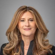 Deb Leone's Instagram, Twitter & Facebook