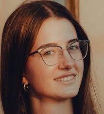 Abigail Hendricks's Instagram, Twitter & Facebook