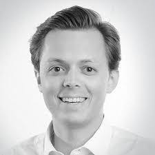 Robert Stanek's Instagram, Twitter & Facebook