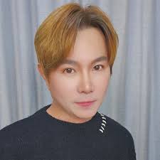 Gary叶俊岑- 谢谢各位橙子捧场！感恩有你们来支持啊！Lup you 😊😊😊❤️ 明天早上8.30am Madam Kee 会接受8FM881  日日好精神的两位棒棒主持人的访问！记得收听哦！😍😍😍 晚上9pm 有video 观看！记下来吧！Madam Kee  真的红了！🤗🤗🤗❤️❤️❤️ 谢谢8FM881 😘😘😘 |