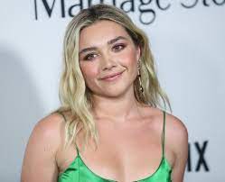Näytä lisää sivusta florence pugh online facebookissa. Florence Pugh 18 Facts About The Black Widow Star You Need To Know Popbuzz