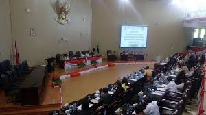 Persidangan dewan rakyat hari ini ditangguhkan pada 3.30 petang, lebih awal daripada kebiasaan, selepas kelulusan usul pelantikan enam ahli jawatankuasa pemilih yang baharu persidangan dewan rakyat yang bermula hari ini di bangunan parlimen, kuala lumpur. Kehadiran Pimpinan Skpd Minim Dprd Medan Batalkan Sidang Paripurna Tentang Penyampaian Hasil Reses Tahun 2016 Metro Rakyat News