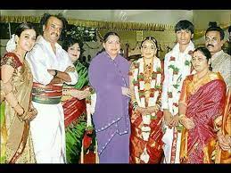 'karnan' directed by maari selvaraj and produced by kalaipuli s thanu has dhanush romancing rajisha vijayan with yogi babu. Dhanusha Marriage Photos Dhanush Marriage Album Youtube