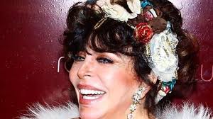 Lizzie Barrera es la verdadera novia de Verónica Castro