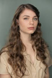 Hazel Young's Instagram, Twitter & Facebook