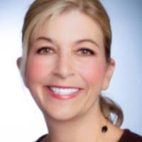 Abigail Barr's Instagram, Twitter & Facebook