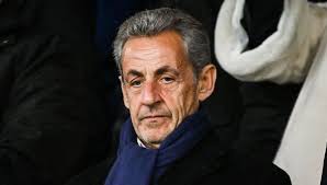 Procès de Nicolas Sarkozy : ce qu'il faut savoir sur l'affaire du  financement libyen de sa campagne de 2007 - ICI