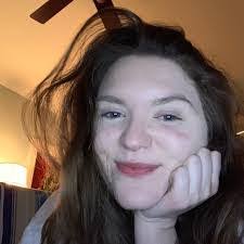 Leslie Hochberg's Instagram, Twitter & Facebook