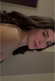 Ava Dunham (@avadunham25)