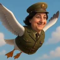 Margarita Robles, "la pájara", siempre con su uniforme puesto