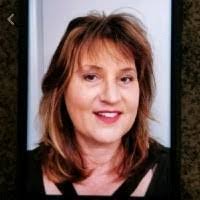 Amy Petri's Instagram, Twitter & Facebook