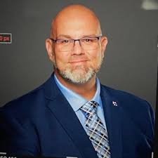 Russell Nesbitt (@nesbitt_russell)