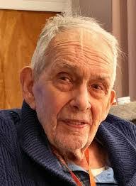 Hester Day's Instagram, Twitter & Facebook