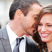 Elliott Levin (Susan's dad), Jamie Foxx, Rosanne Levin (Susan's mom),  Susan, Robert