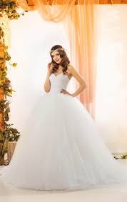 Check spelling or type a new query. Brautkleid 5314 Brautmoden Walter