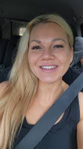 Omg my first thought was “Mykelti looks so much like Christine in this  pic”, which makes sense, considering it is Christine in this pic. 😂🥰