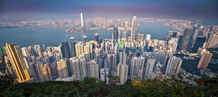 From Fairy Castles to City Lights — A Hong Kong Story - Someday Nomadic