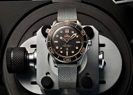 If you prefer, you can add your interests and you'll be randomly paired with someone who selected some of the same interests. Omega Takes Vintage Inspiration For Its New 007 Seamaster Watch Fortune