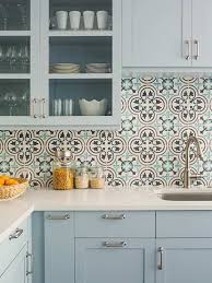 Credence De Cuisine Decryptage Deco Des Tendances Du Moment Cuisine Carreaux De Ciment Credence Cuisine Cuisines Deco