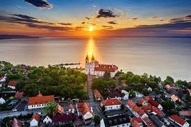 Summer + hungary = balaton! These Are The Most Popular Areas Of Lake Balaton This Summer Daily News Hungary