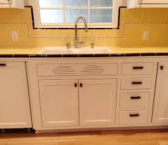carolyn's gorgeous 1940s kitchen