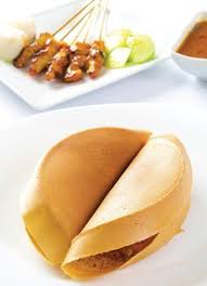 Terang bulan ini sering disebut dengan sebutan martabak manis. Martabak Manis Alias Kue Terang Bulan Resep Makanan Cemilan Makanan