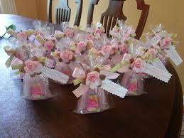 Sweet Pea Hand Sanitizer Baby Shower Favors With The Saying A Little Sweet Pea I Hand Sanitizer Baby Shower Favor Best Baby Shower Favors Baby Shower Favors
