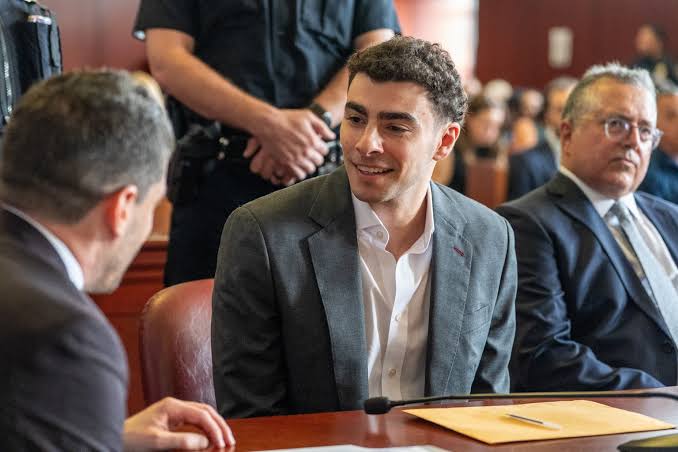 Luigi Mangione jury to be anonymous due to risk of harassment, intimidation, judge rules - ABC News