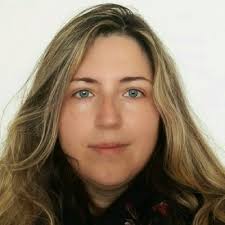 Det nya anställningsavtalet är nu påskrivet! 🍾 Att lämna ett jobb efter 16  år är en stor och känslosam förändring. Under dessa år har jag haft  möjlighet att växa, lära mig och