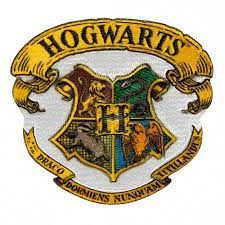 Rowlings klassischem kinderbuch unterliegt der sprechende hut dem unverwechselbaren einfluss von carl gustav jung. Quiltzauberei De Hogwarts Haus Wappen Harry Potter Bugelapplikationen Hogwarts House Crests Original Wizarding World J K Rowling S Collection Lizenz Aufbugelbare Iron On Patches Quiltzauberei De Jetzt Gunstig Kaufen