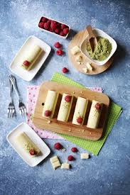 Mini Buches Pannacotta Chocolat Blanc Matcha Coeur Framboise Chocolat Blanc Chocolat Matcha