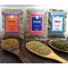 Oleh itu bagaimana cara untuk anda menyimpan daun parsley tersebut agar boleh bertahan lebih lama dan sekali gus jom semak! Jual Bisa Cod Paket Hemat Daun Parsley Oregano Rosemary Kering Bumbu Peterseli Flakes Mpasi Basil Herbal Murah Juni 2021 Blibli