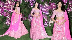 Janhvi kapoor became a thing even before she signed her first film. Gorgeous Jhanvi Kapoor S Magnificent Look In Pink Lehenga Akash Ambani Shloka Mehta Grand Wedding Youtube