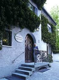 Gästehaus englischer garten in münchen ist in den branchen gästehäuser und gästezimmer und hotels tätig. Bildergalerie Gastehaus Englischer Garten Munchen Sz De