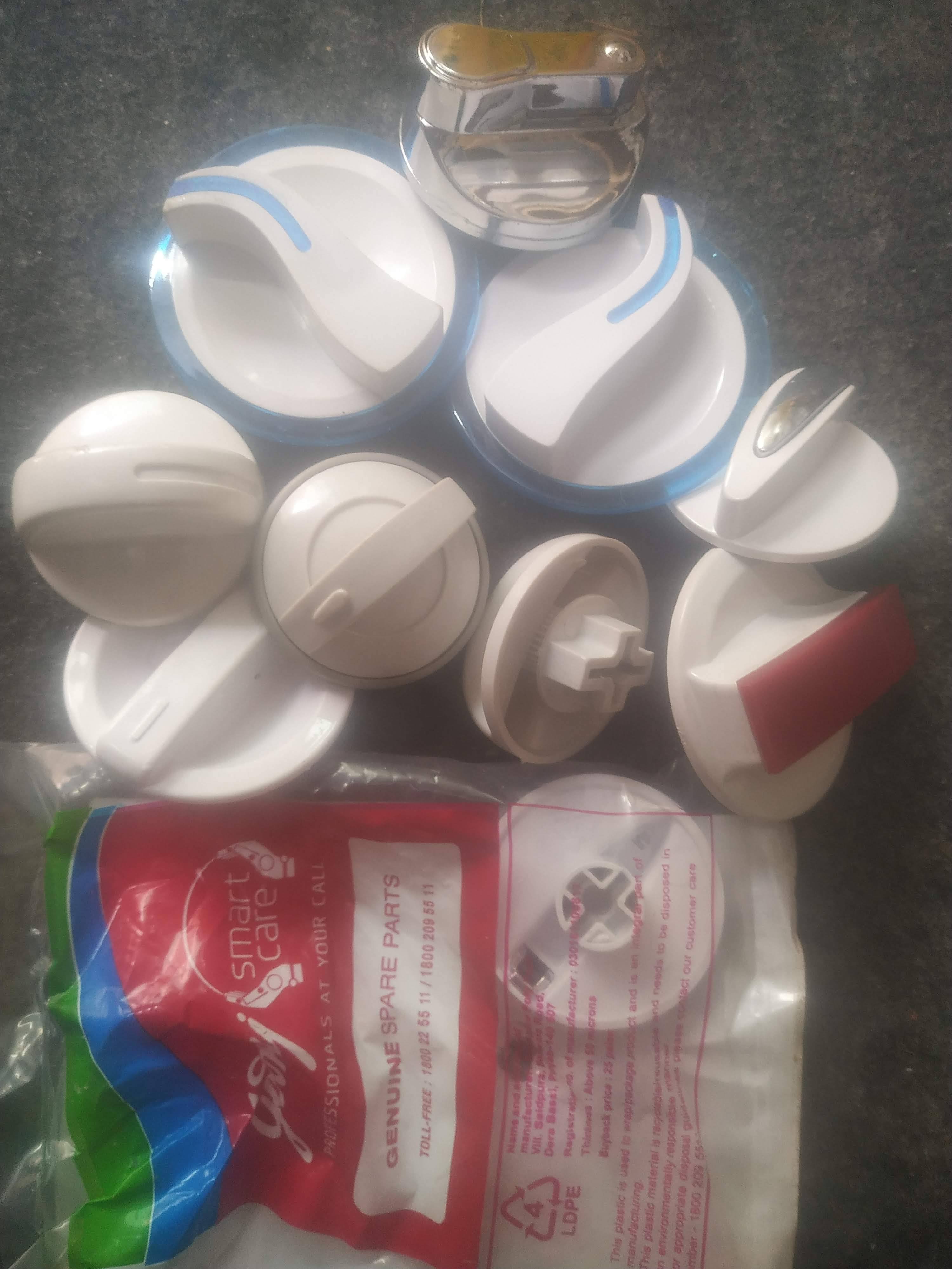 NOBE (Button) product image