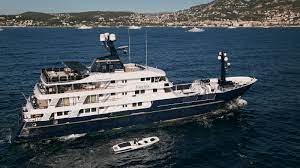 Millionaire flavio briatore's wife had a rude awakening today as police seized the couple's read more on daily mail. 20 Charter Rate Cut On Flavio Briatore S Explorer Yacht Force Blue