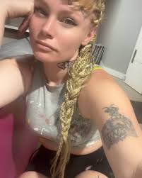 Kaitlin Ramirez (@swirlypainter) • Threads, Say more