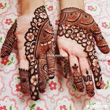 Pin By Sila Khan On Henna Designs In 2020 Latest Mehndi Designs New Mehndi Designs Mehndi Designs For Hands