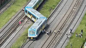 ¡Urgente! Descarrilamiento del Tren Sarmiento en Liniers: Heridos - Imagen ilustrativa del artículo