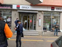 Curs valutar brd azi, actualizat pe data 06 mai 2021 la ora 20:31. Jaf La Brd In Bucuresti Fix LangÄƒ Inspectoratul General Al PoliÈ›iei Talharul A Reusit SÄƒ FugÄƒ Cu 10 000 De Lei