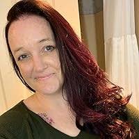 Stay True to Me by Lisa Oliver