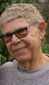 Lee Gessner's Instagram, Twitter & Facebook