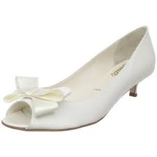 Bridal By Butter Women S Cass30 B Peep Toe Kitten Heel Pump White Satin 5 M Us Butter Http Www Kitten Heel Wedding Shoes Fun Wedding Shoes Best Bridal Shoes