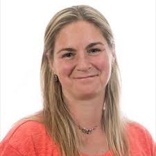 Jennifer Rawlinson's Instagram, Twitter & Facebook